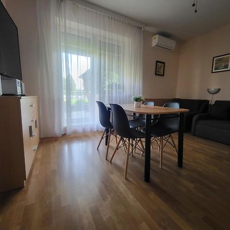 József Attila Apartman Hajdúszoboszló Kültér fotó