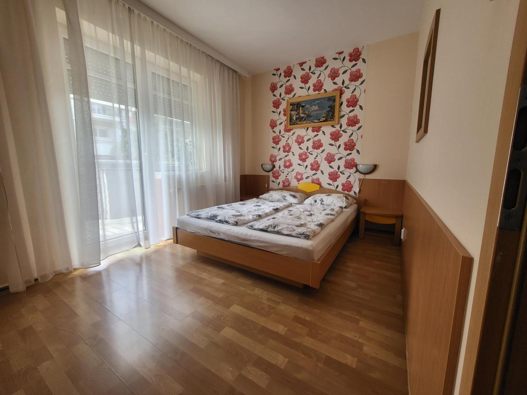 József Attila Apartman Hajdúszoboszló Kültér fotó