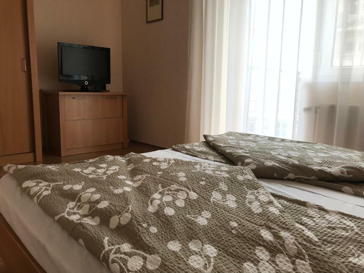 József Attila Apartman Hajdúszoboszló Kültér fotó